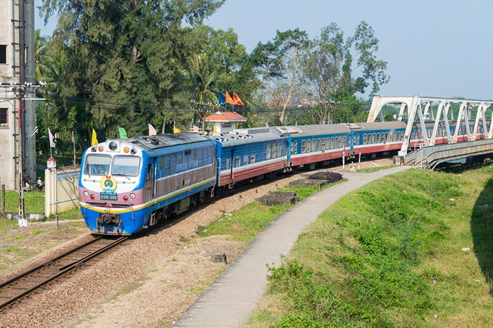 From Da Nang to Hue by train