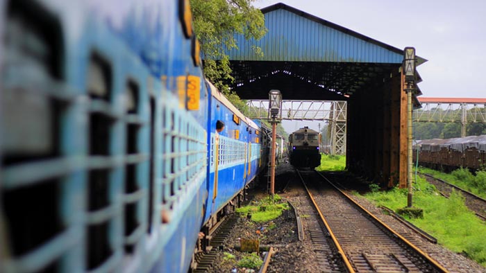 Train from Delhi to Goa