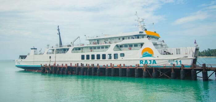 Slow ferry from Koh Phangan to Koh Samui