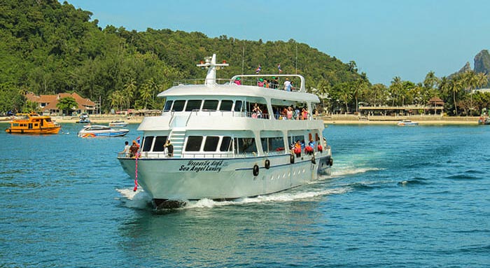 From Koh Phi Phi to Koh Lanta by ferry