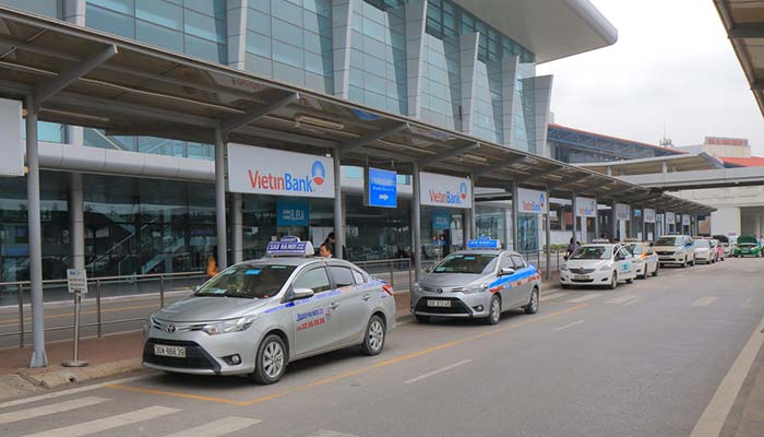 From Hanoi airport to city by taxi