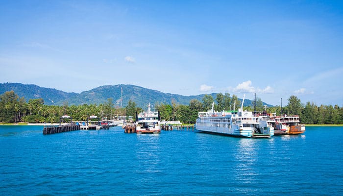 Fahranlegestellen in Surat Thani